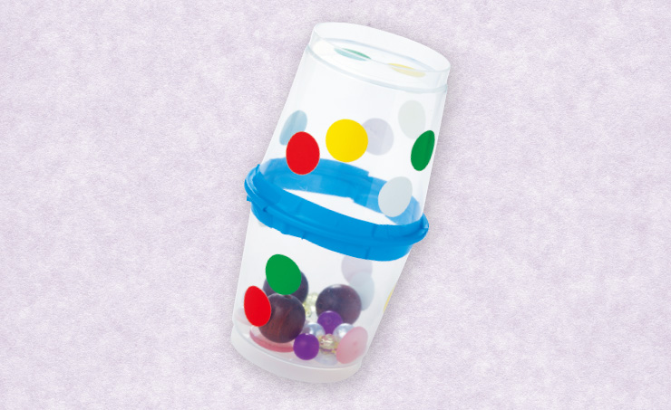 マラカス～発達の目安 ２・３歳児