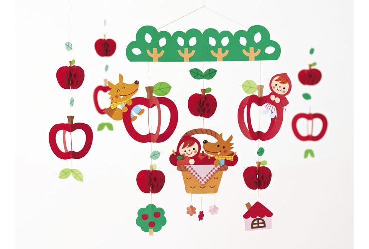 赤ずきんちゃんがキュート！「真っ赤なりんごの吊るし飾り」
