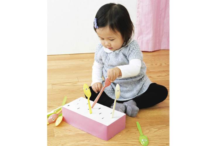 「１歳」スプーンであそぼ！～スプーンプスプス