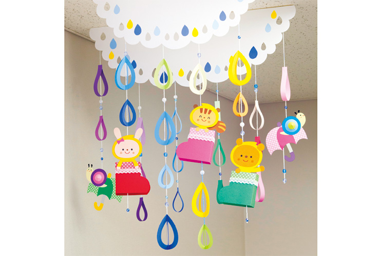 雨粒と長ぐつの天井飾り