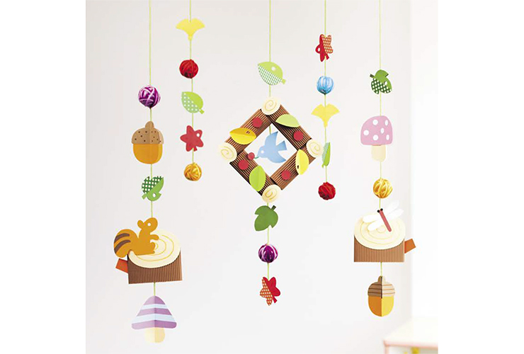 ちいさい秋の吊るし飾り