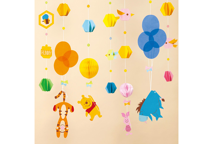 プーさんの風船モビール