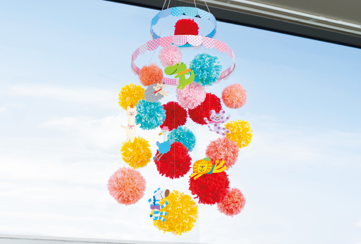 テグスで吊って浮いているように「ポンポンシャワー」