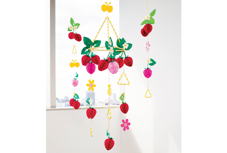 素材を活かした春の部屋飾り「いちごのヒンメリ」