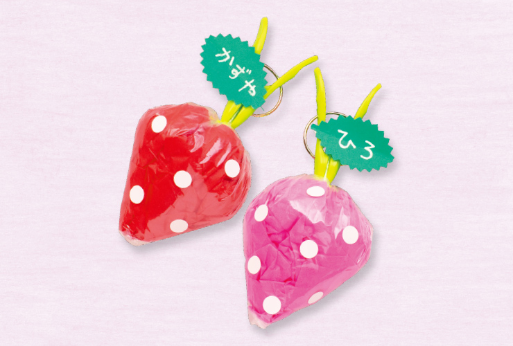 洗濯バサミで作るいちご