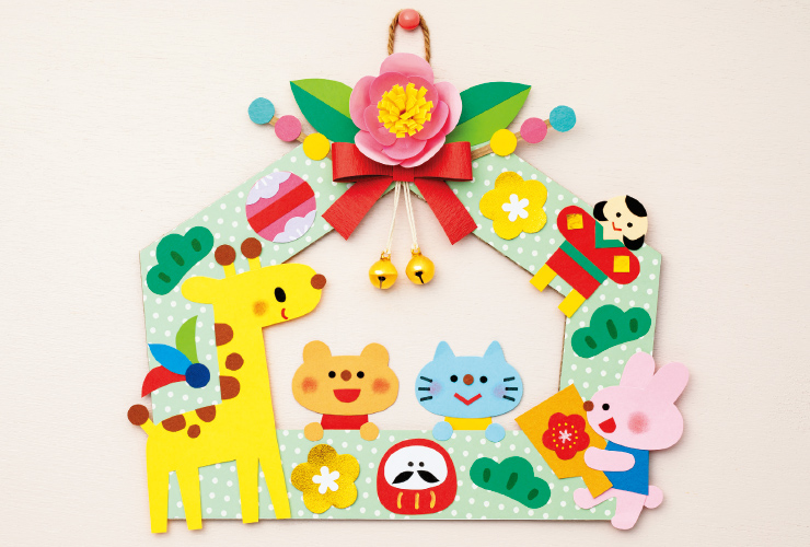 お正⽉らしいモチーフで「つばきの花のリース」