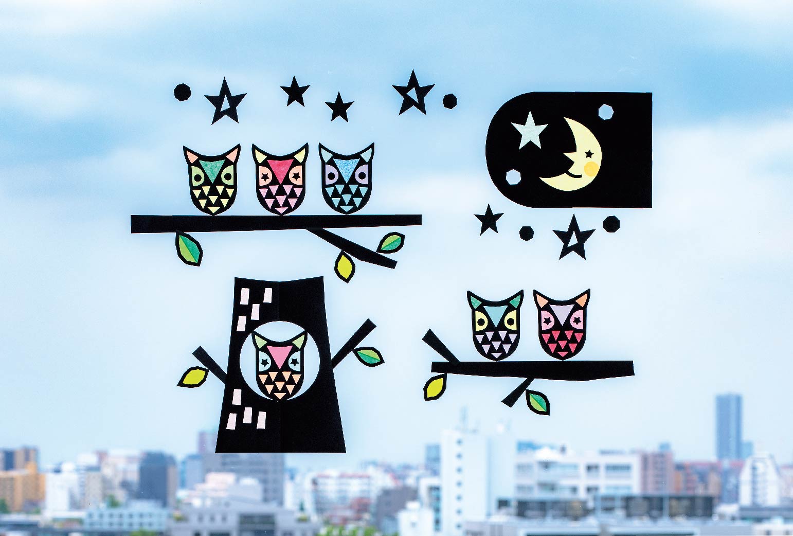 ふくろうのステンドグラス風窓飾り